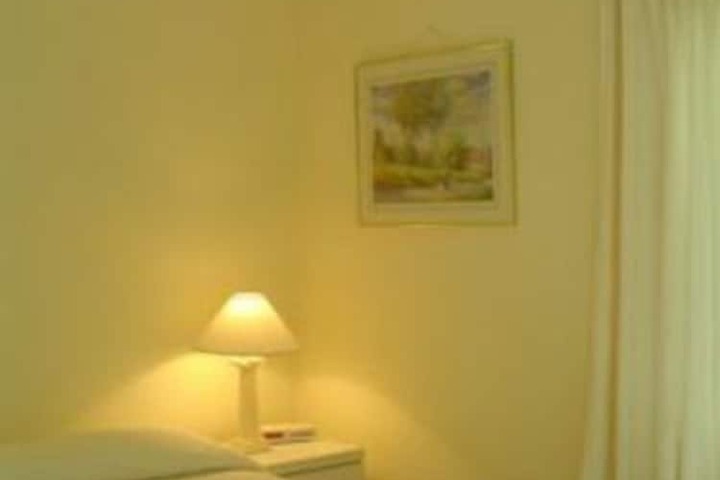 Room 5 of 29