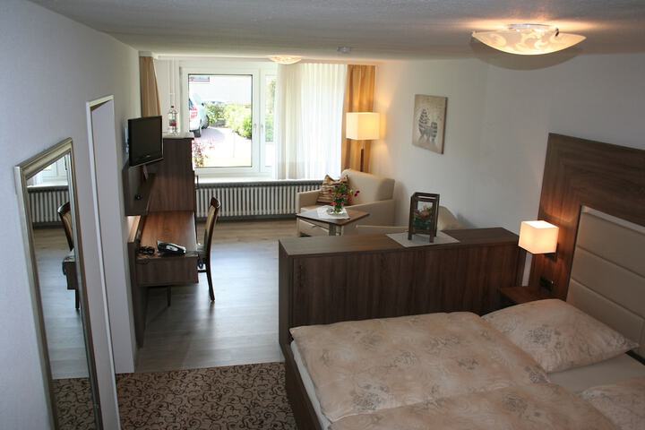 Room 6 of 56