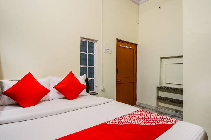 Room 6 of 34