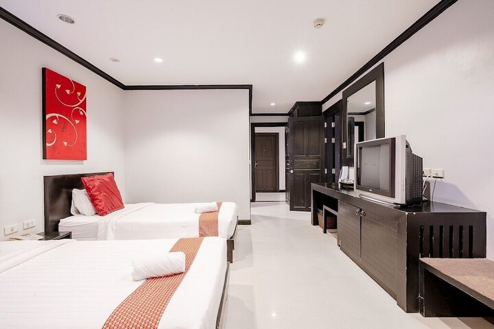 Room 15 of 35