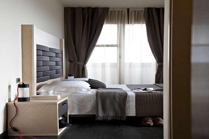 Room 14 of 72