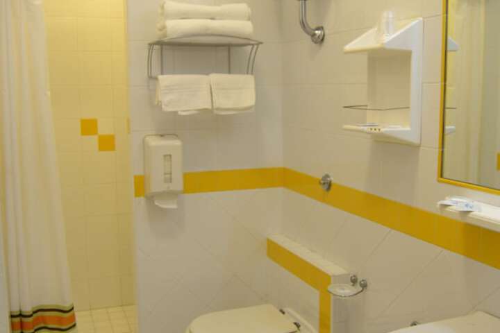 Room 5 of 29