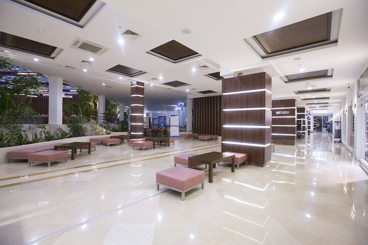 Hotel Lobby