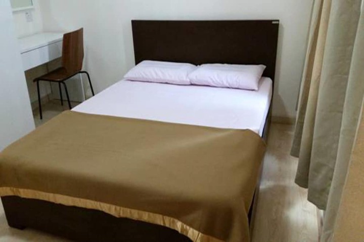 Room 2 of 19