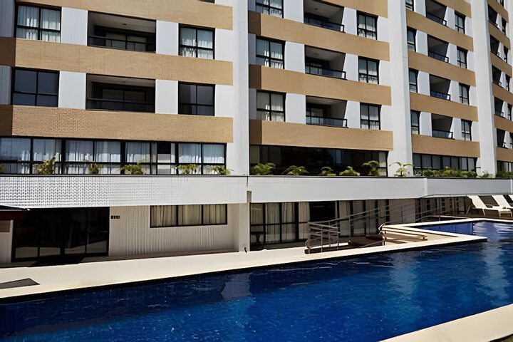 Pool 105 of 137