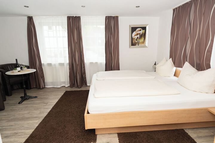 Room 20 of 27