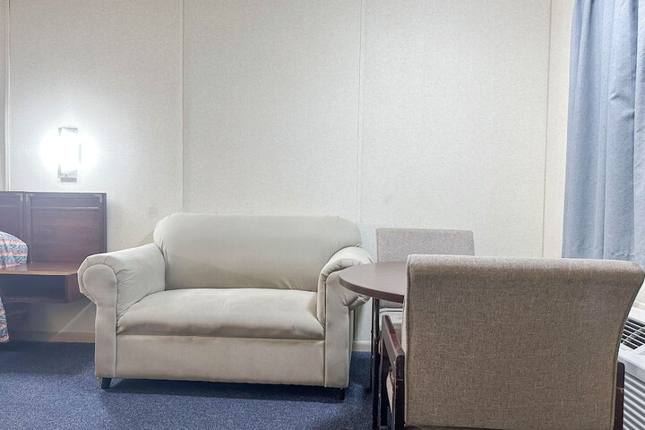 Room 15 of 95