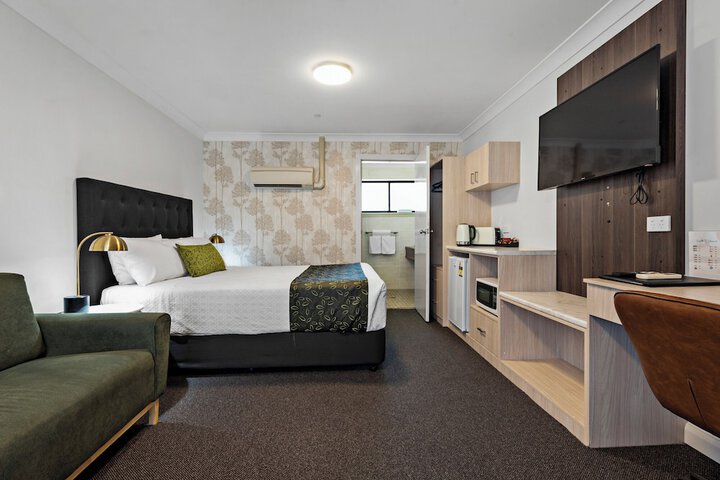 Room 25 of 88
