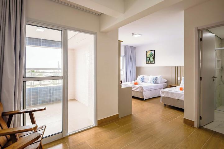 Room 6 of 33
