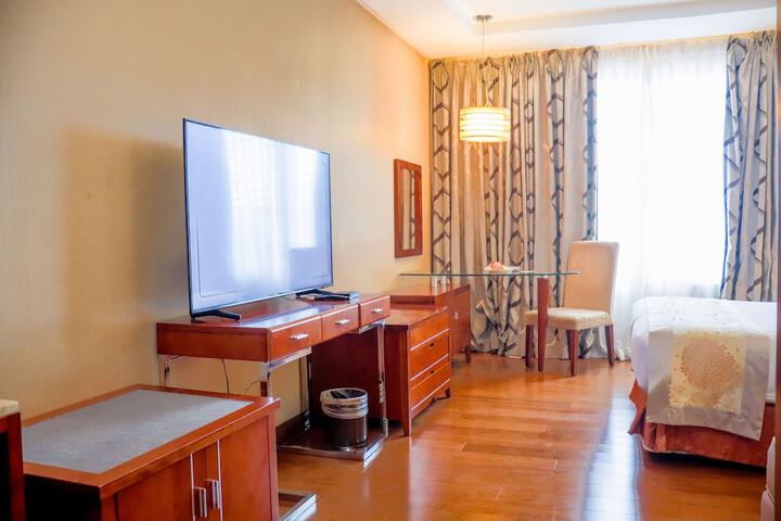 Room 19 of 52