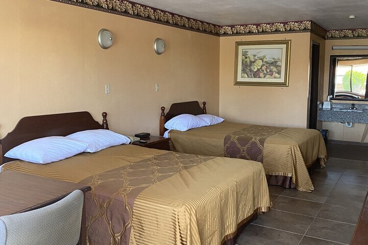 Room 8 of 26