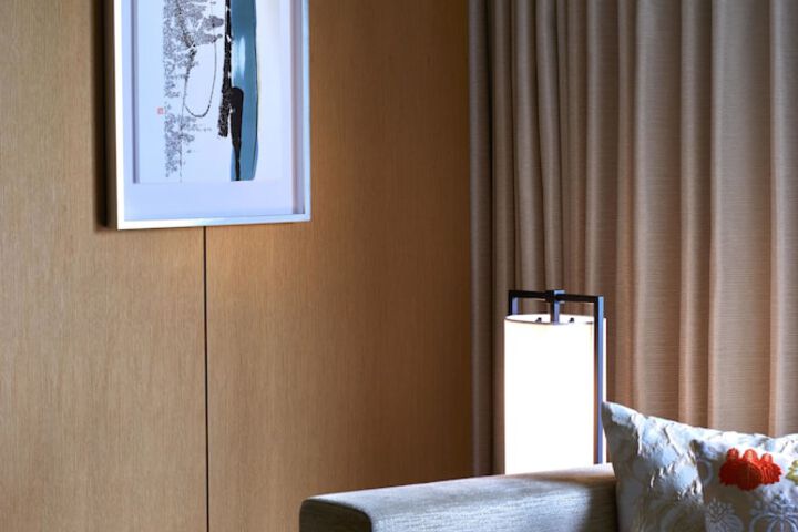Room 18 of 180