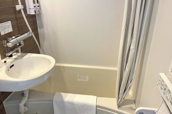 Room 126 of 149