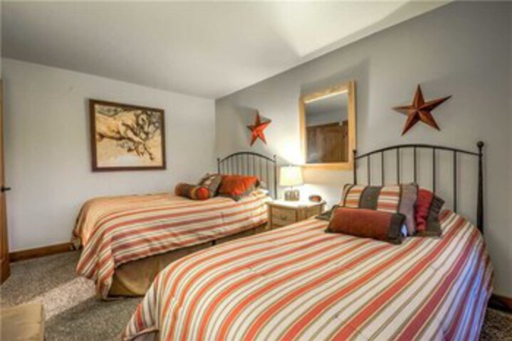 Room 19 of 25
