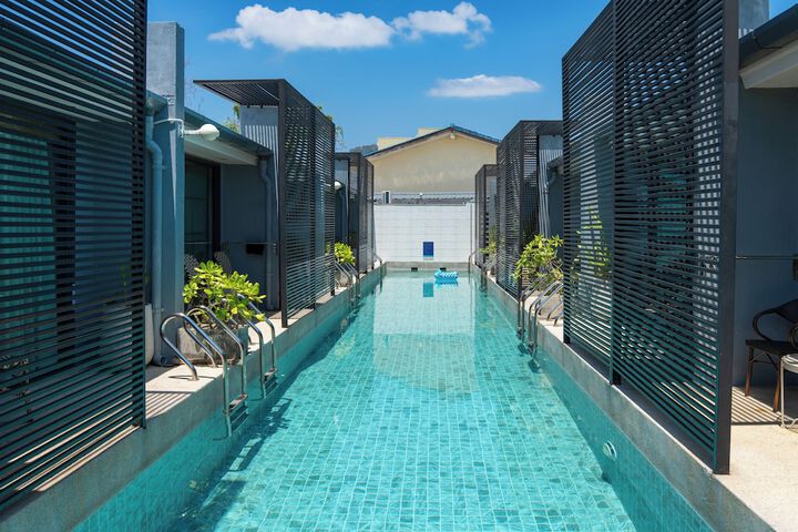 Pool 34 of 75