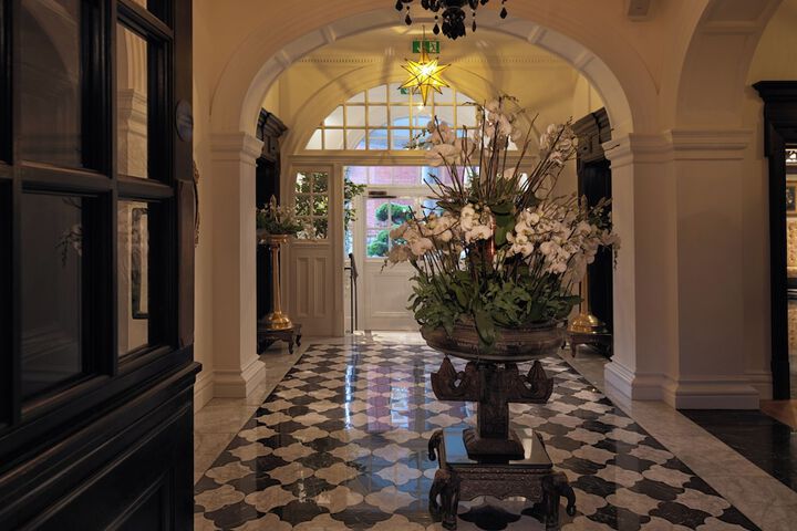Hotel Interior 4 of 115