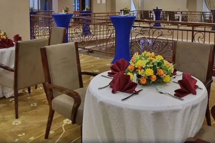 Dining 59 of 71
