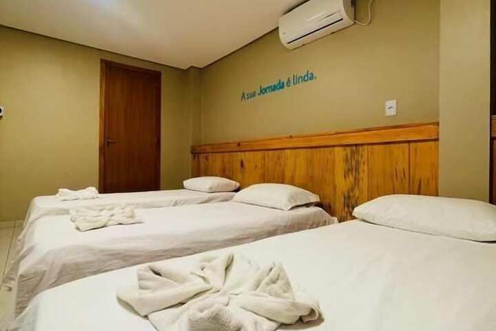 Room 6 of 32