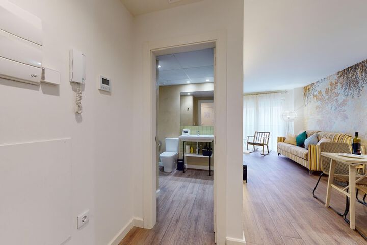 Room 74 of 83