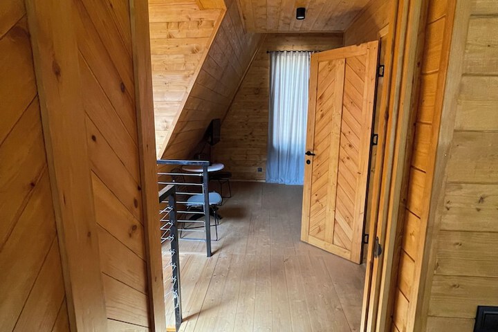 Room 29 of 65