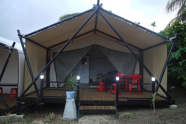 Room 4 of 53
