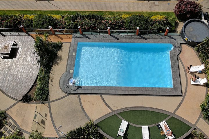 Pool Hotel