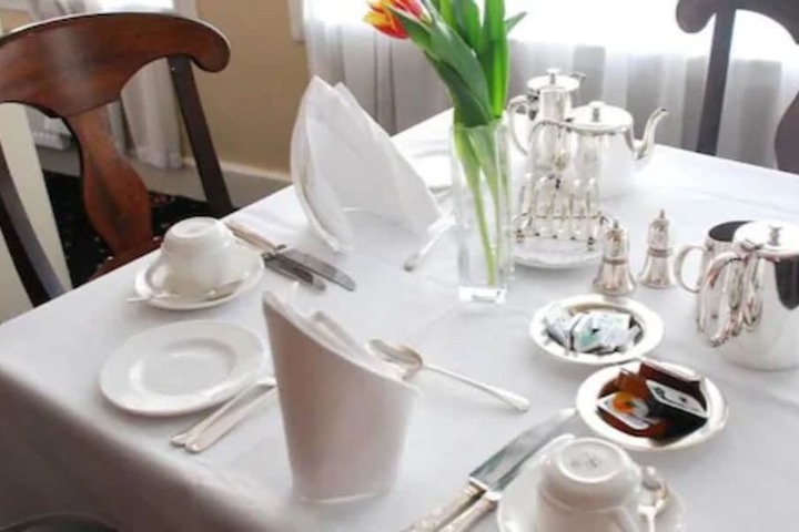 Breakfast/Coffee Service 17 of 42