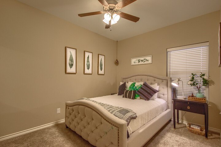 Room 3 of 47