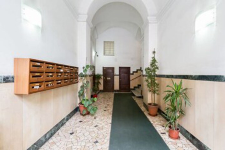Ballroom/Hall 16 of 22