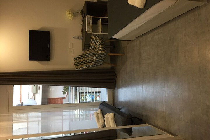 Room 17 of 53
