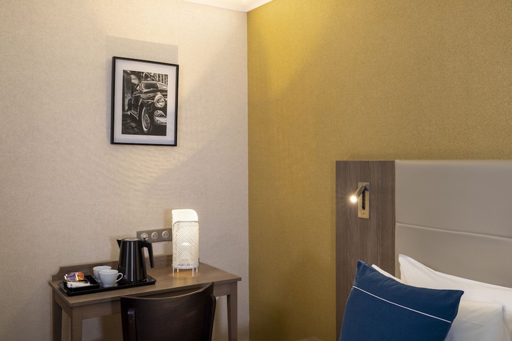 Room 12 of 47