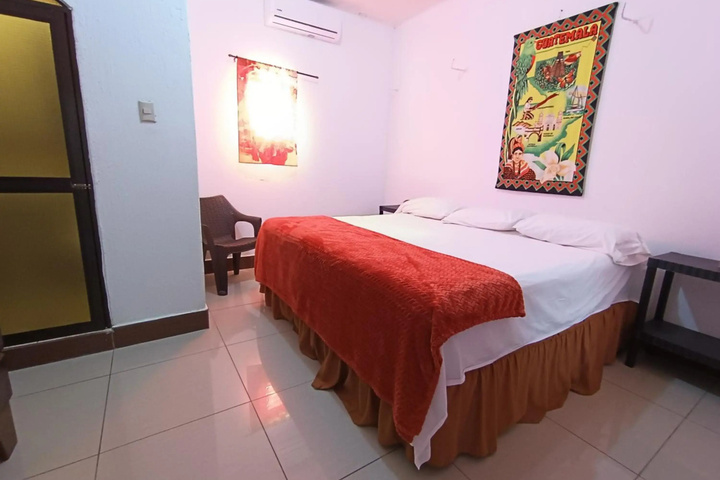 Room 4 of 15