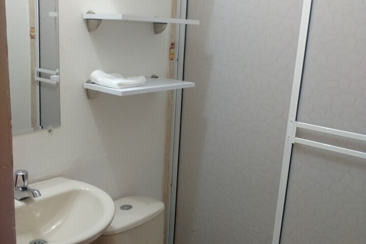 Room 16 of 20