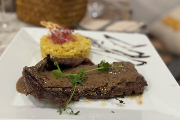Dining 87 of 158