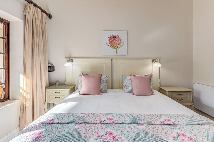 Room 9 of 62