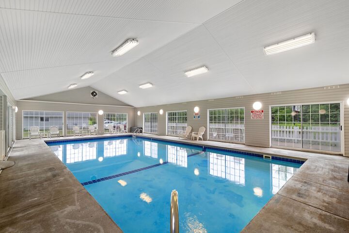 Pool 23 of 39