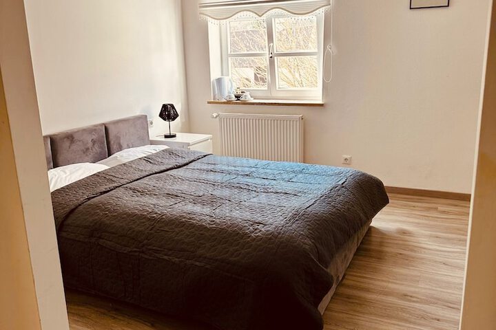 Room 7 of 38