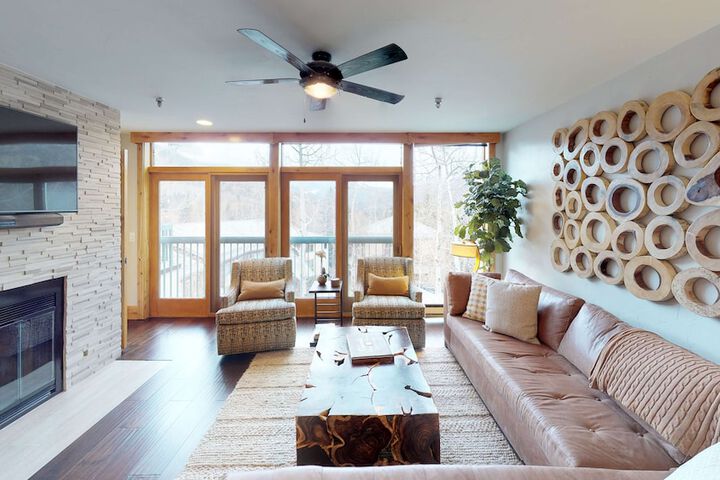 Hotel Interior 354 of 361