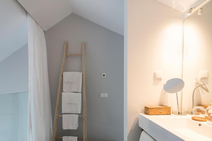 Room 154 of 226