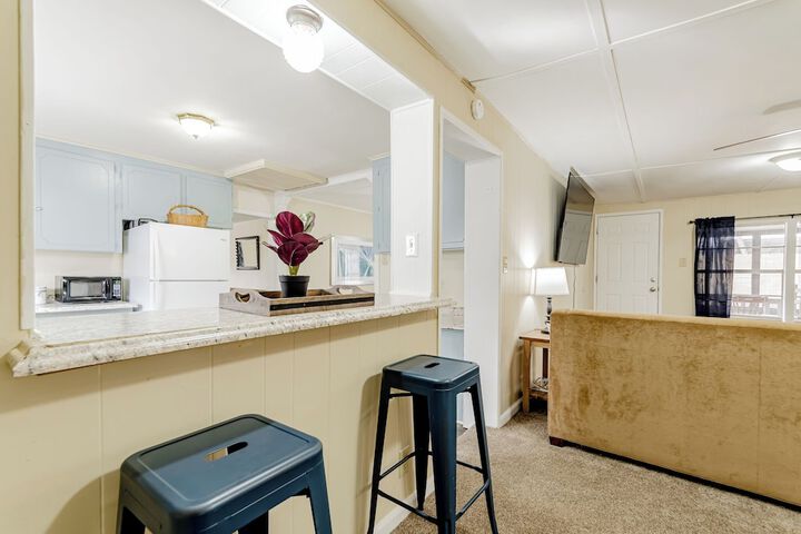 Room 16 of 27