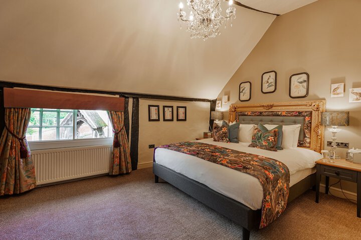 Room 47 of 169