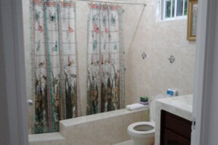 Room 2 of 28