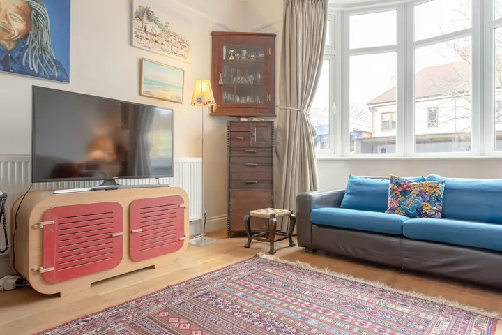 Spacious Property in Kensal Green