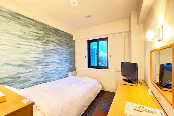 Room 10 of 44