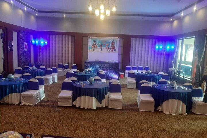 Ballroom/Hall 90 of 115