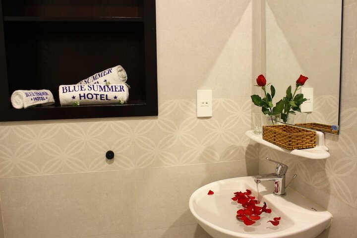Room 44 of 53