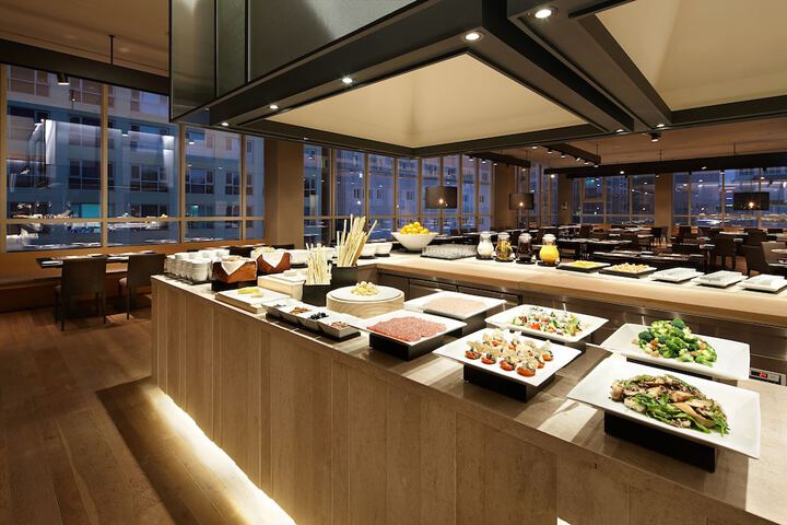 Dining 53 of 73