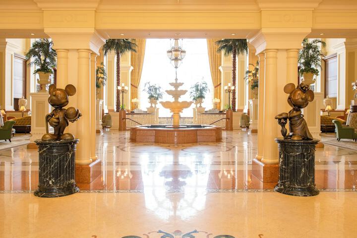 Hotel Lobby