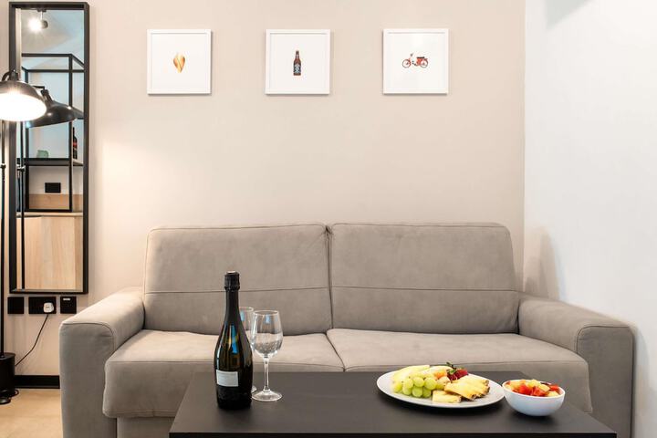 Room 32 of 87