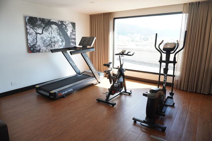 Hotel Gym Photos